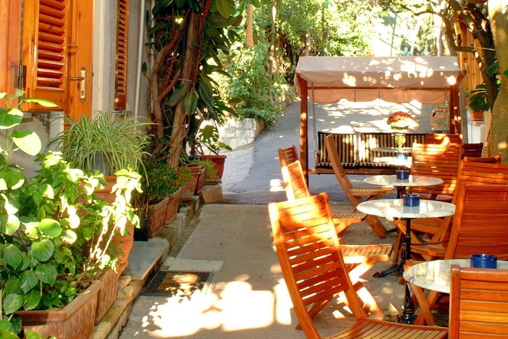 Villaggio Aparthotel Sorrent